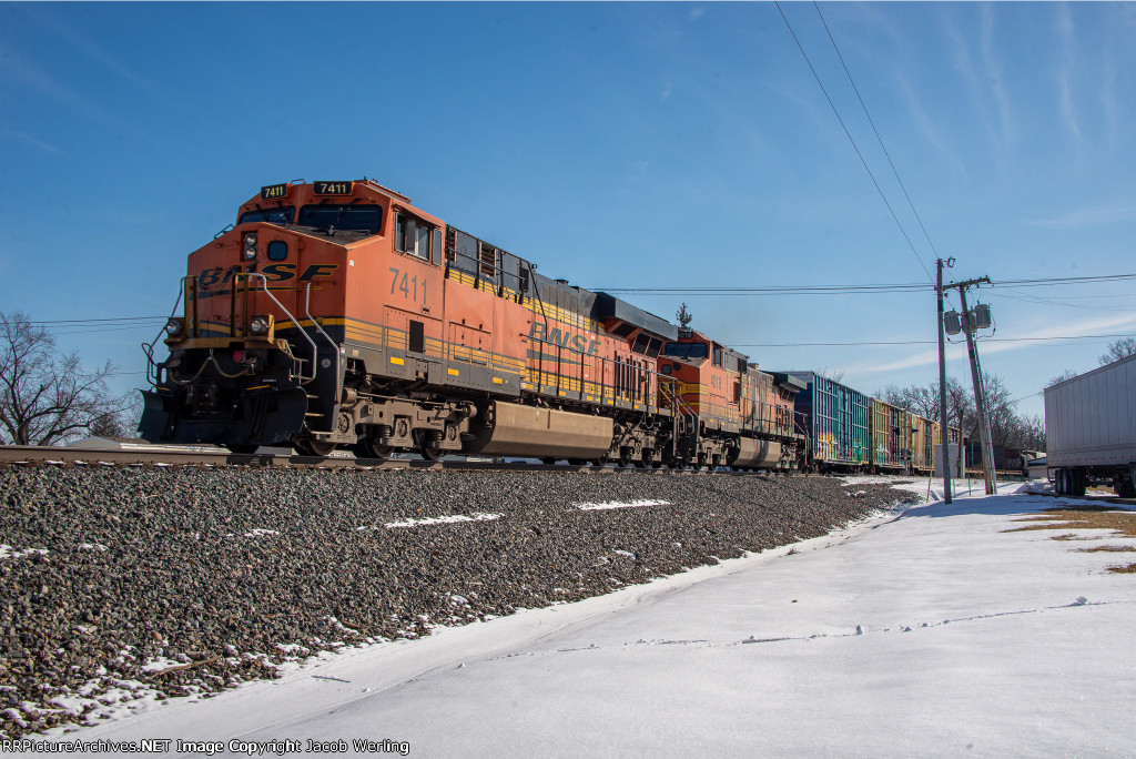 BNSF 7411